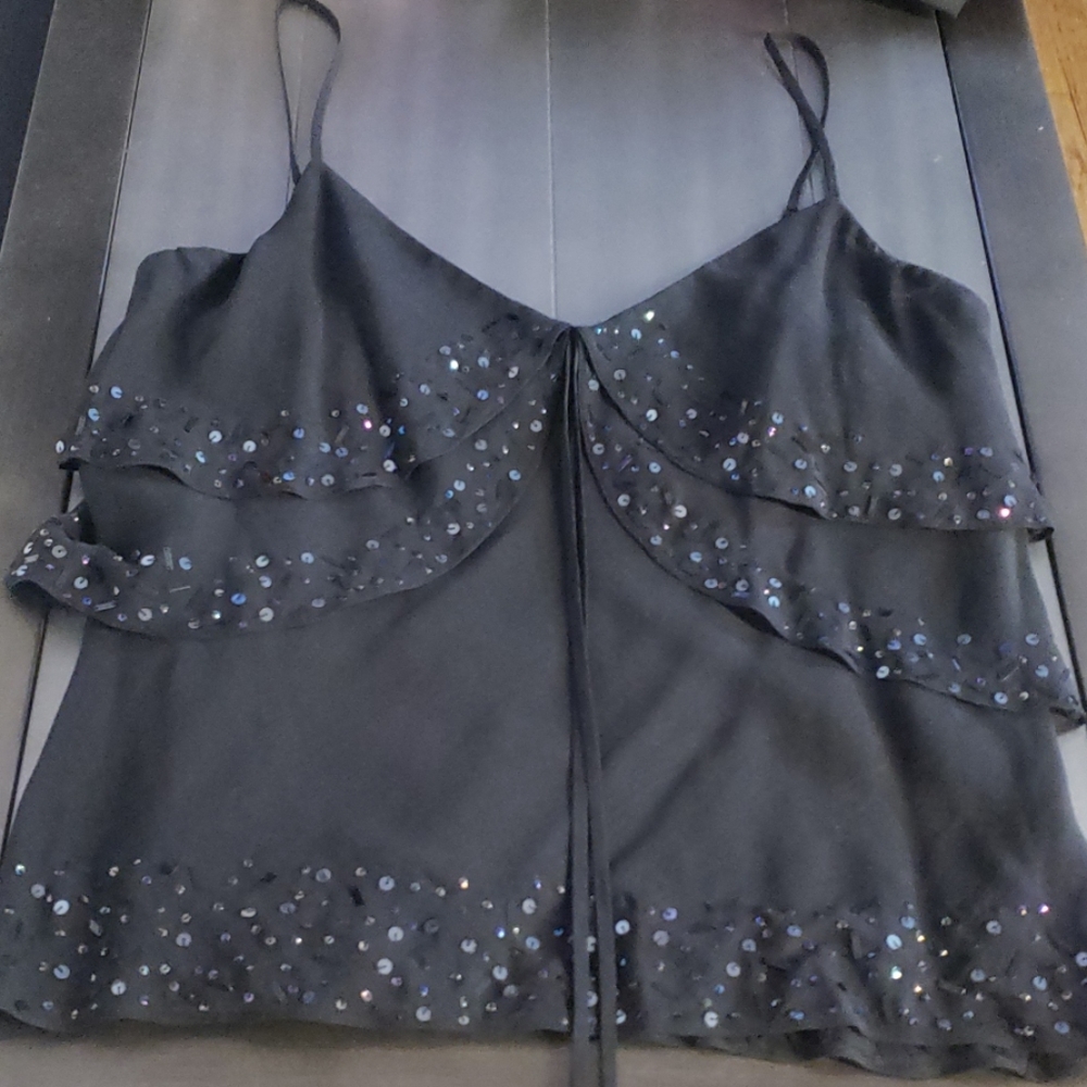 BCBG sequenced top